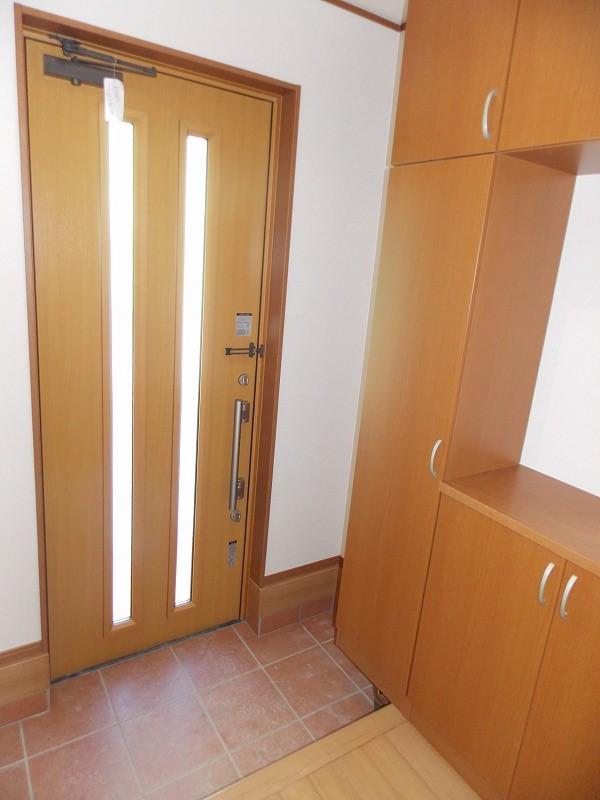 Entrance. ◆ It becomes the same specification photo ◆