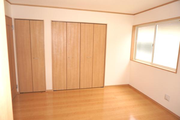 Same specifications photos (Other introspection)