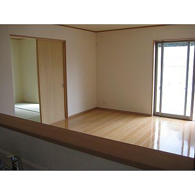 Living. Overlooking the LDK family of rest!