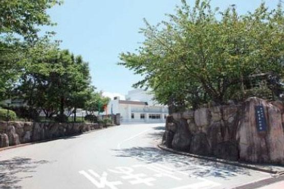 Primary school. Shingu 1000m walk 13 minutes to the east elementary school