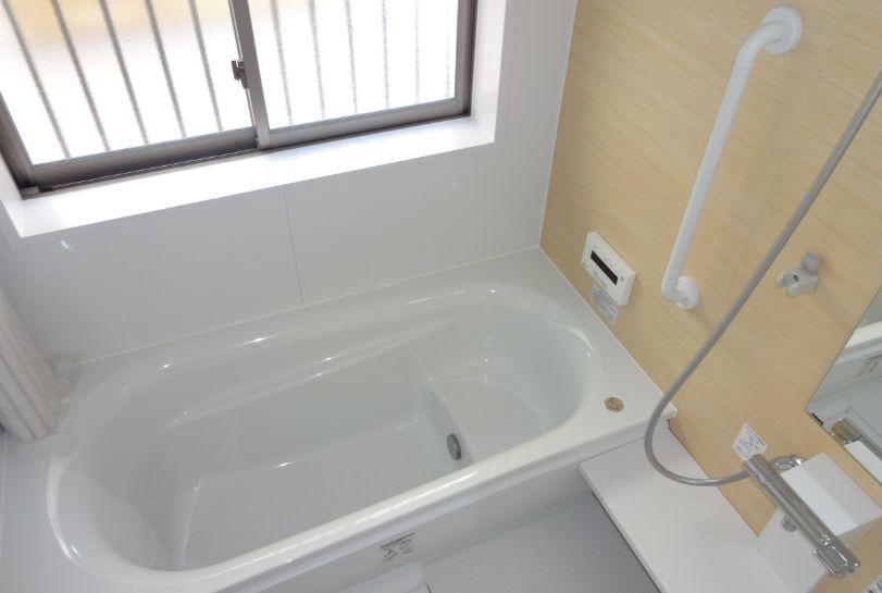 Bathroom.  ☆ Image is a photograph at the time of completion ☆