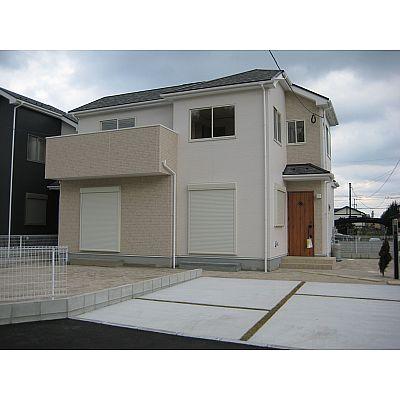 Local appearance photo. Parking part in front of the entrance! The garden is also spacious!