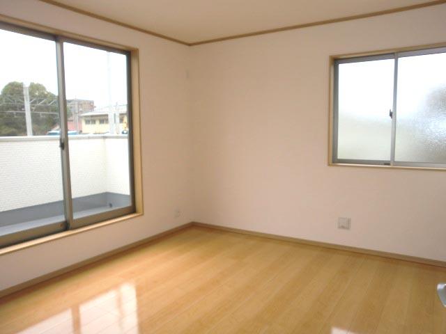 Non-living room. Bright 2 Kaiyoshitsu