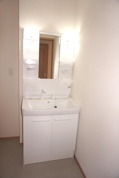 Same specifications photos (Other introspection)