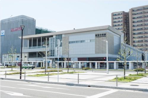 Other. A 5-minute walk from JR Shingu Central Station. The feeling is good even to walk to the station exits the park.