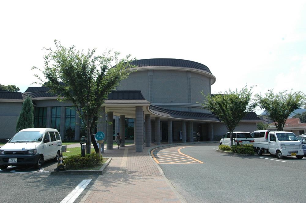 Other local. Sopia Shingu Walk about 6 minutes