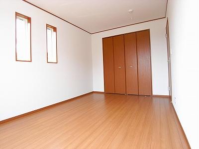 Same specifications photos (Other introspection)