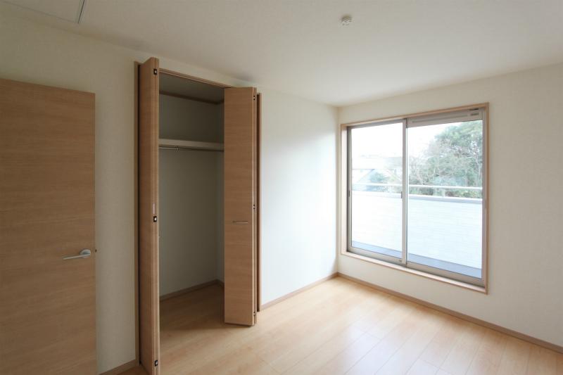 Same specifications photos (Other introspection)