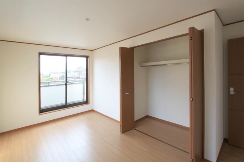 Non-living room. Same specifications Photos