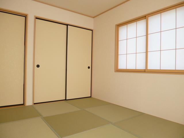Non-living room. Japanese-style construction cases ☆ Building 2