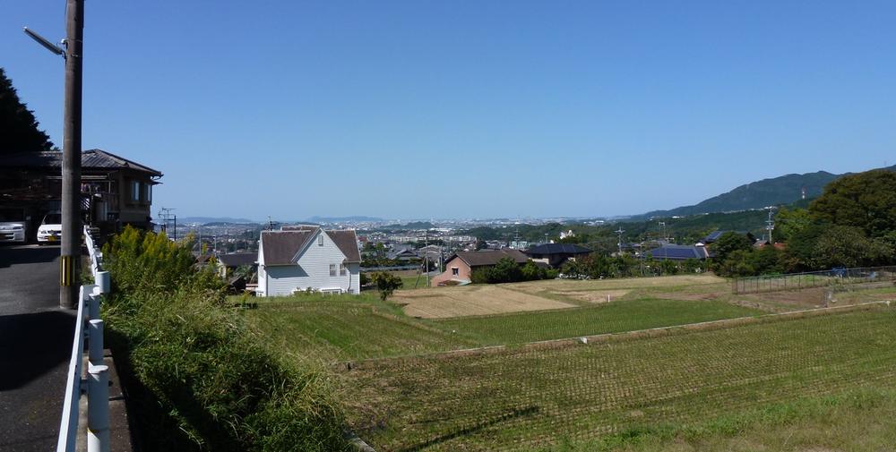 View photos from the dwelling unit. View from the site (October 2013) Shooting