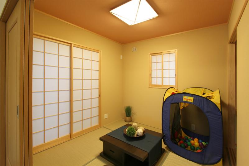 Same specifications photos (Other introspection). Japanese-style room is Shikitatamishiki. Taking a tatami mat can also be used as a Western-style.