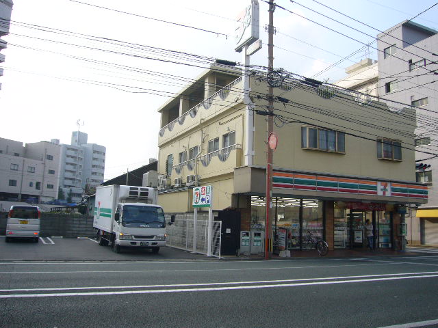 Convenience store. Seven-Eleven Kokura Katano store up (convenience store) 328m
