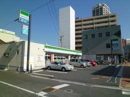 Convenience store. 700m to FamilyMart Mihagino store (convenience store)