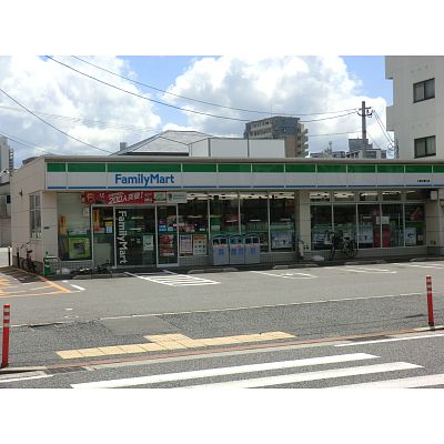 Convenience store. FamilyMart Kokura Nakatsuguchi store up (convenience store) 160m