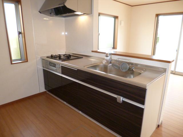 Same specifications photo (kitchen). System kitchen