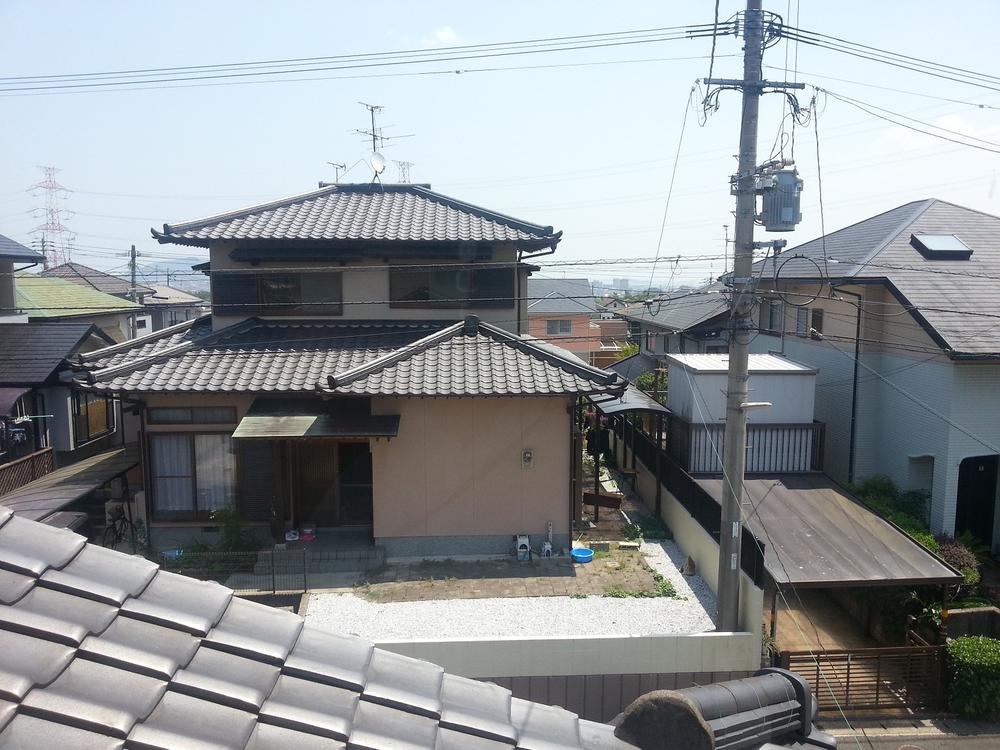 View photos from the dwelling unit. View from the site (July 2013) Shooting