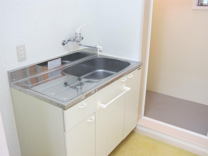 Kitchen. Built three years later! Is a floor plan that can respond to diverse industries!