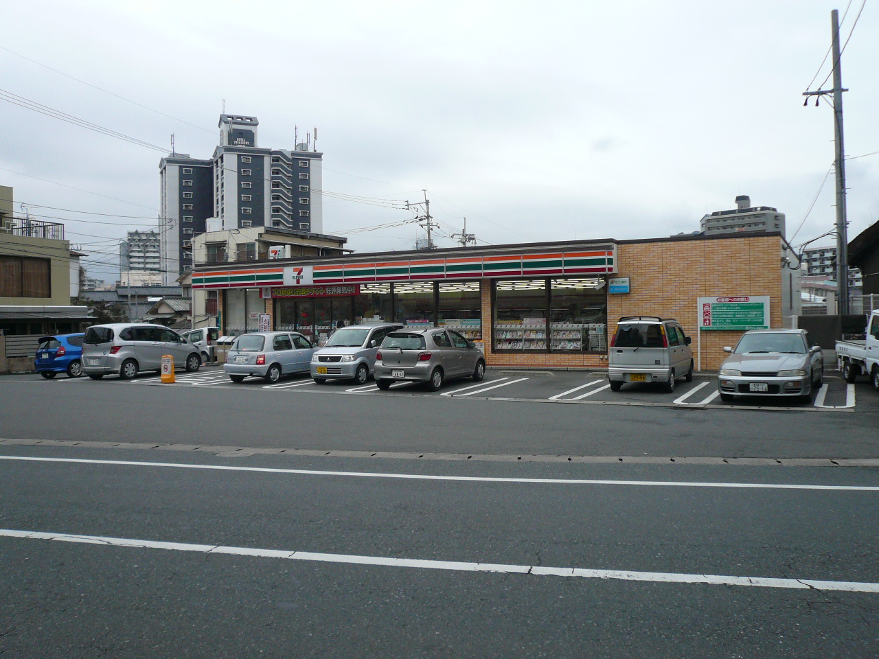 Convenience store. Seven-Eleven Kokura how 1-chome to (convenience store) 143m