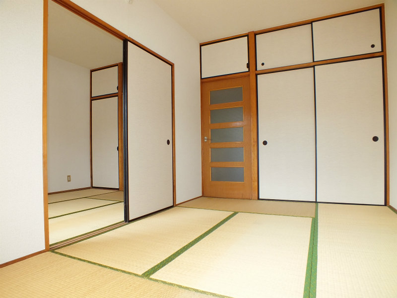 Other room space. If Dokere the sliding door in the middle, You can use spacious ☆ 