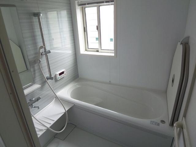Bathroom. 1 tsubo or more !! additional heating function ・ It is with the bathroom dryer