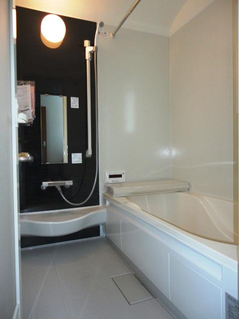 Bathroom. Installation is a bathroom photo of schedule. We relaxed in 1 pyeong type of bathroom. Also it has a bathroom drying function.