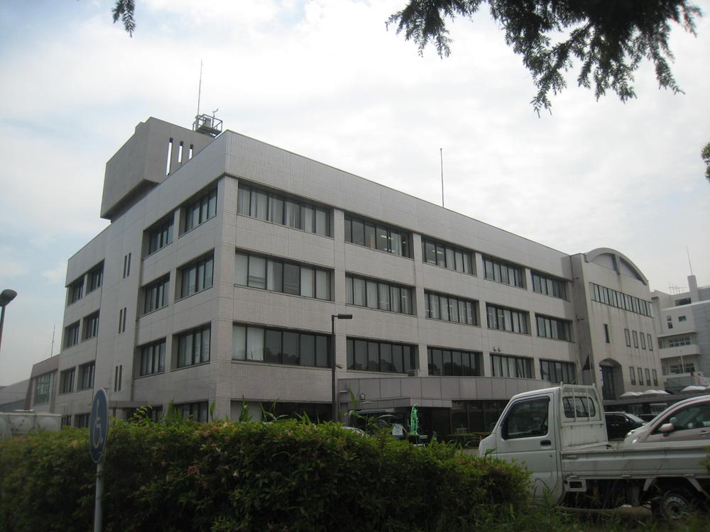 Government office. Kokuraminami ward office (a 10-minute walk)