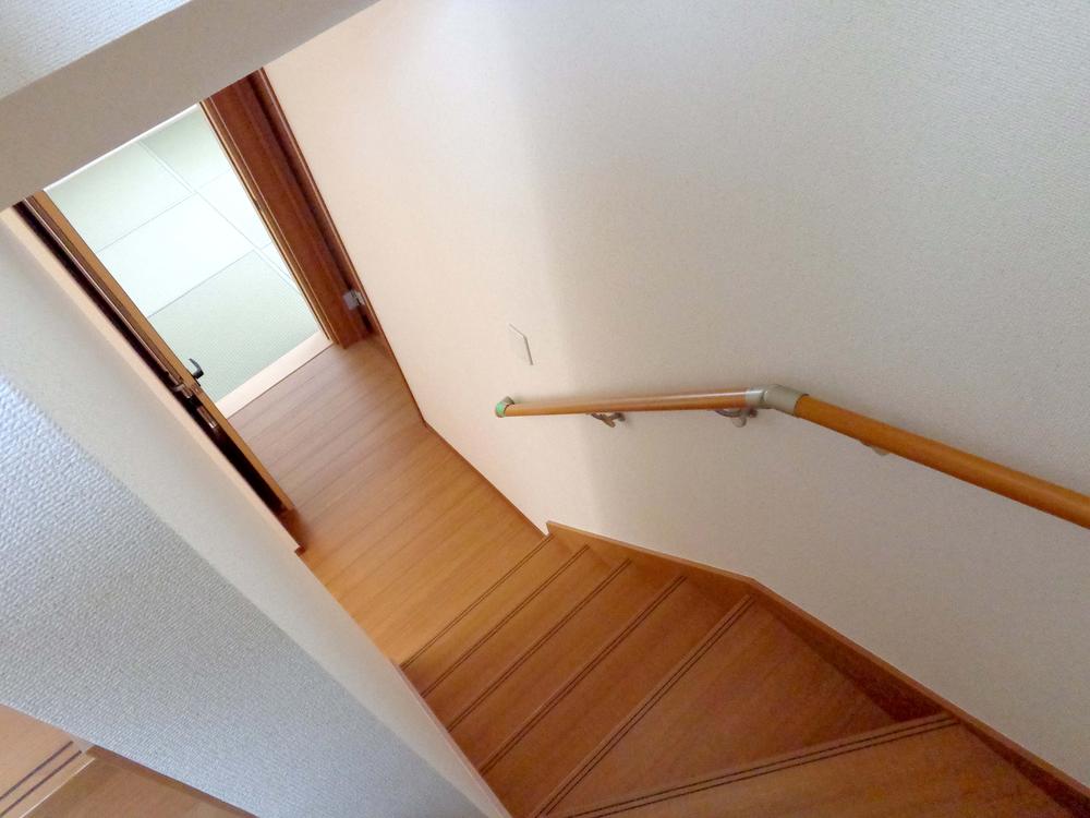 Non-living room. Bright in the staircase of the former ・ ・ ・ (^ ◇ ^)