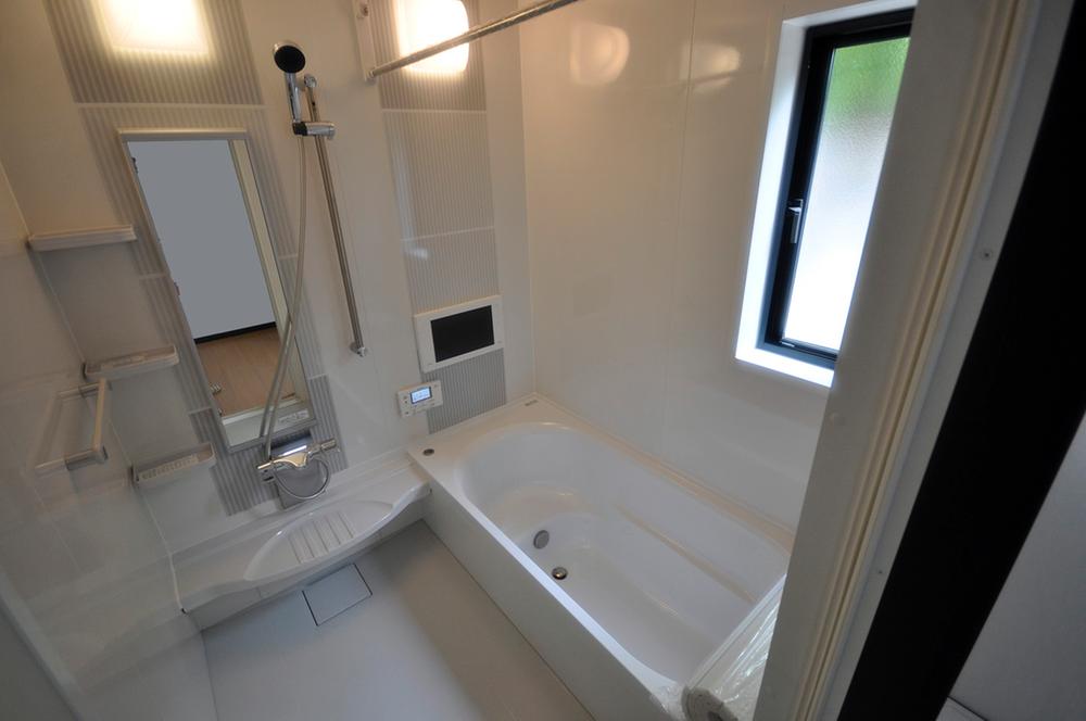 Bathroom. ventilation, heating, Drying function with bathroom TV