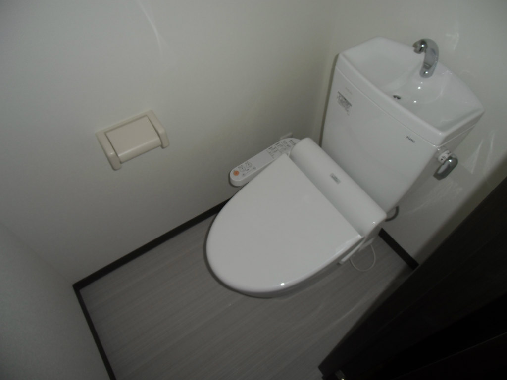 Toilet. Washlet equipped ☆ 