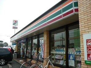 Convenience store. ※ There is a 3-minute walk Seven-Eleven.