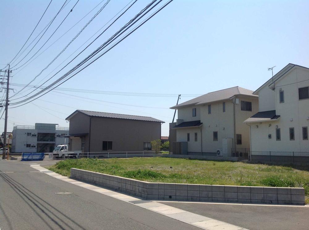 Local land photo. Local (04 May 2013) Shooting primary school ・ Is a junior high school near. Is the living environment of peace of mind.