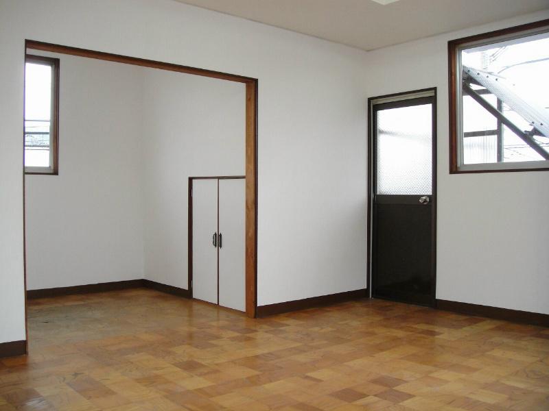 Non-living room