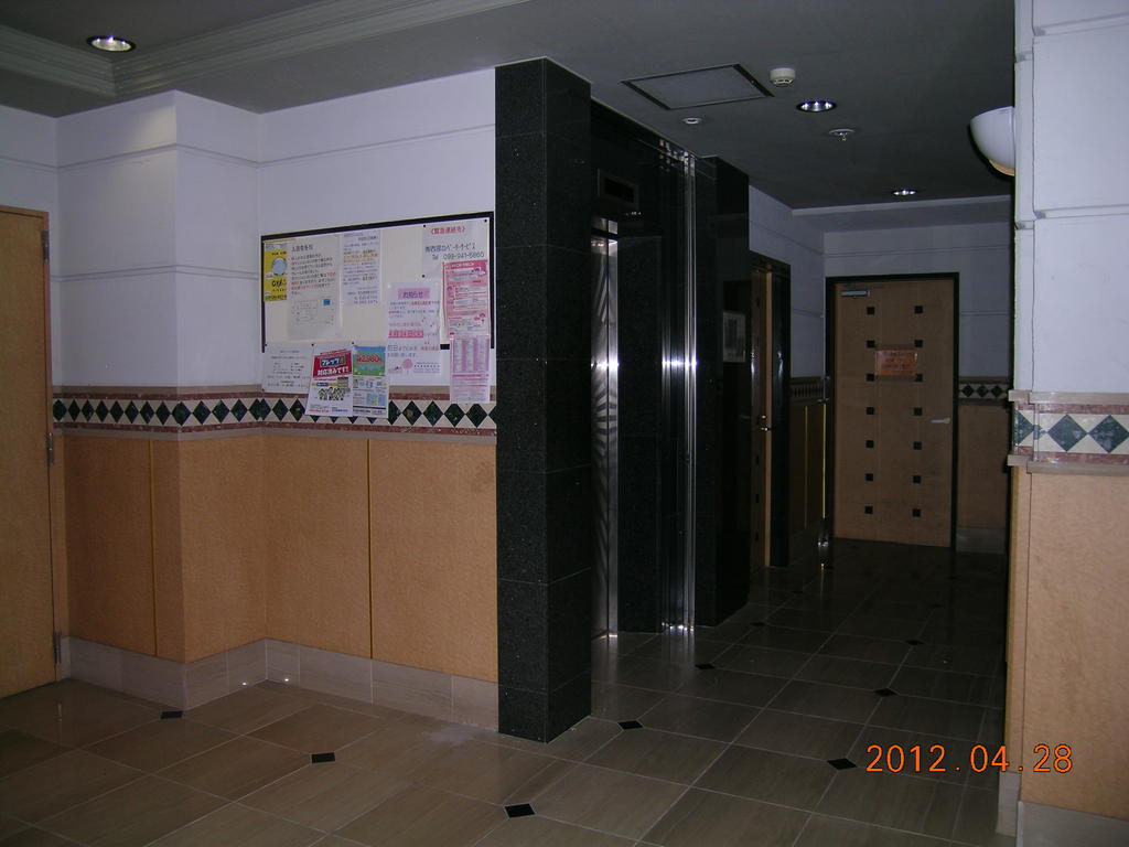 lobby. elevator hall