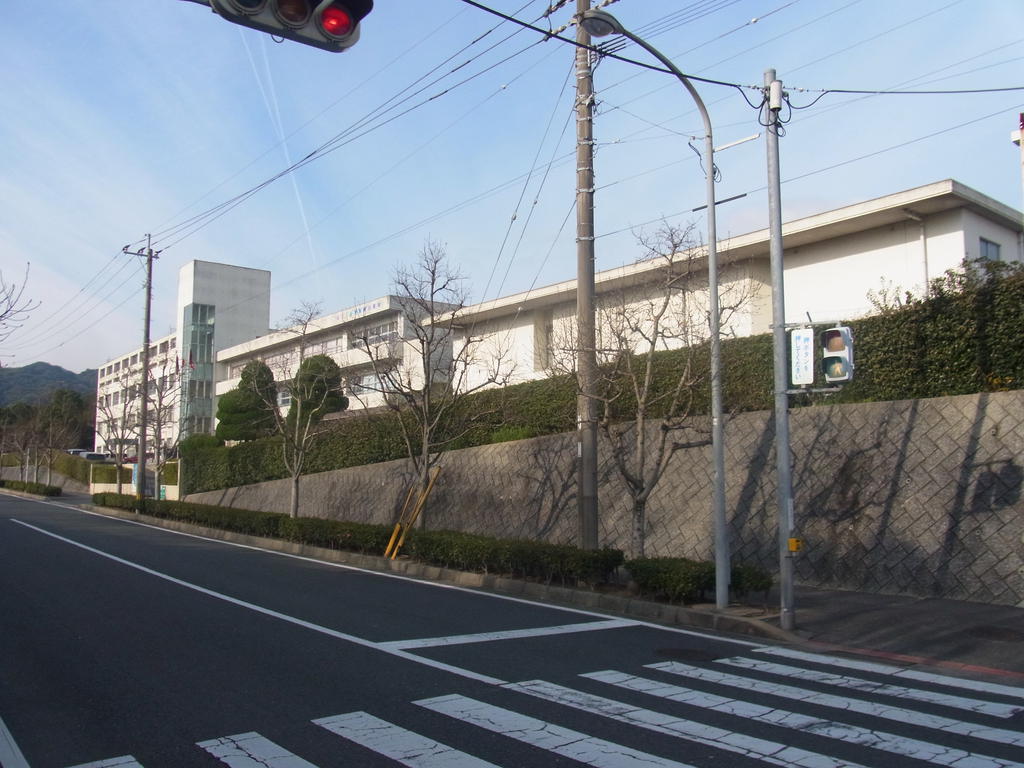 Junior high school. 1448m to Kitakyushu Tahara junior high school (junior high school)