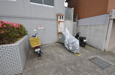 Other common areas. Bicycle-parking space