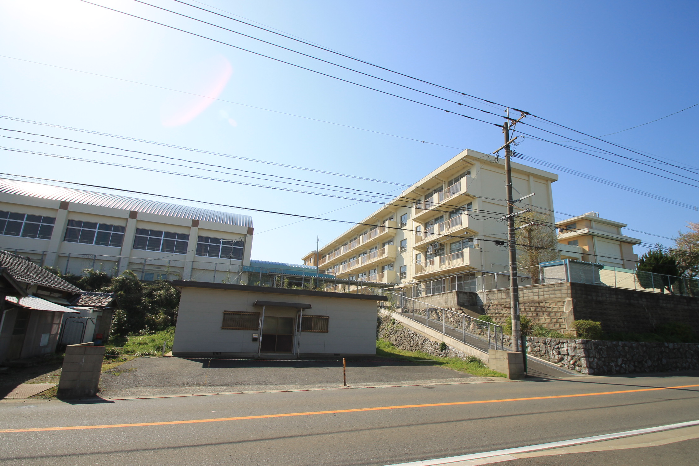 Junior high school. Matsukee 311m until junior high school (junior high school)