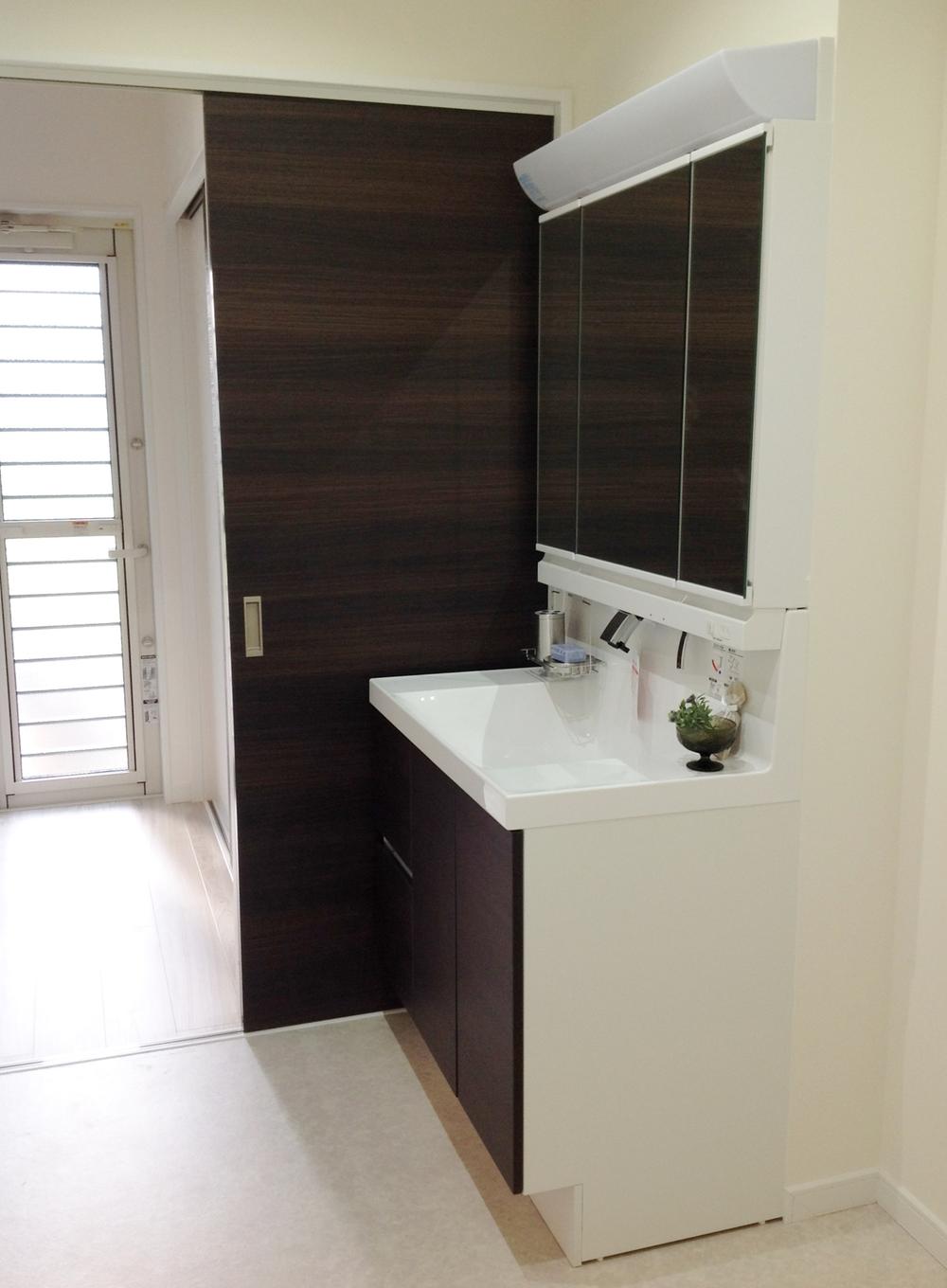 Security equipment. Pat crime prevention measures in the home security