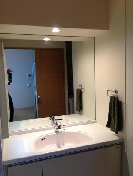 Wash basin, toilet. It goes also from the kitchen