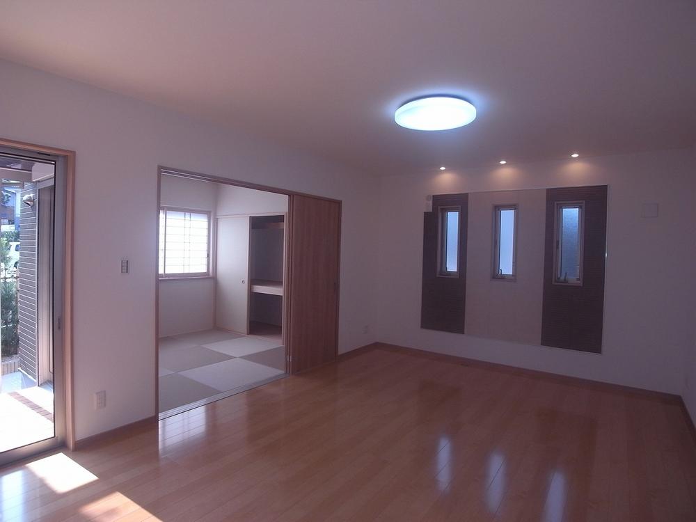 Living. Indoor (10 May 2013) Shooting