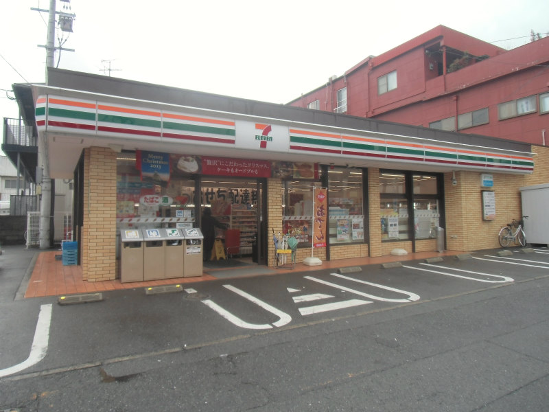Convenience store. Seven-Eleven Tobata Sakaigawa store up (convenience store) 365m