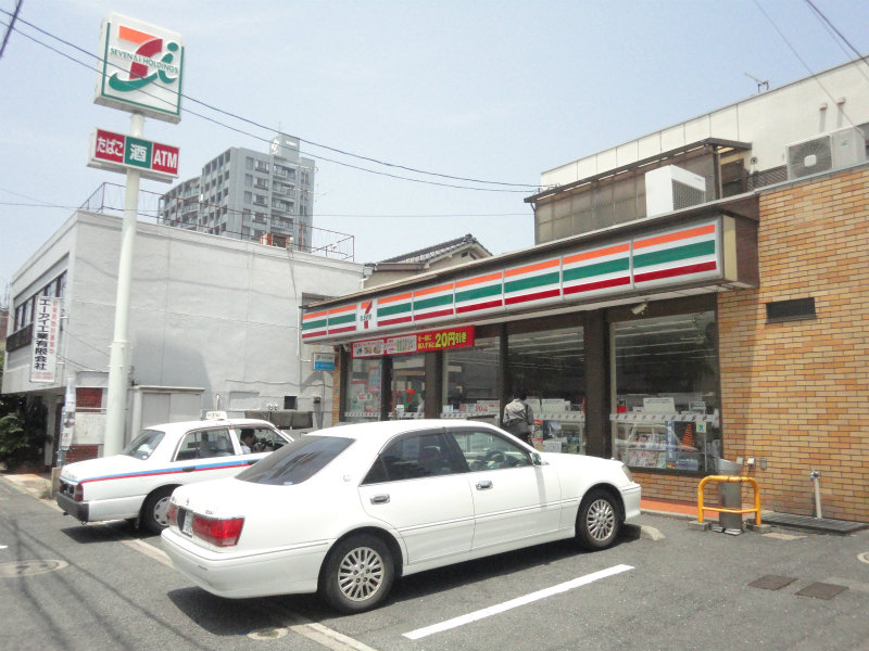 Convenience store. Seven-Eleven Tobata Senbo 3-chome up (convenience store) 249m