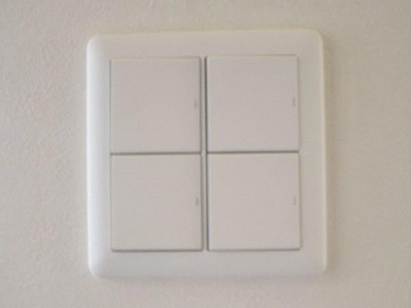 Other.  [Wide switch (Universal)] Adopt an easy-to-use large switches the whole family. You can see immediately the position of the switch even at night in the dark.