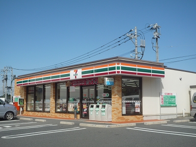 Convenience store. Seven-Eleven Wakamatsu Shoshiki sound of the store (convenience store) to 200m