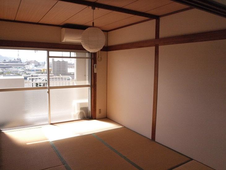 Non-living room. Sunny Japanese-style! !