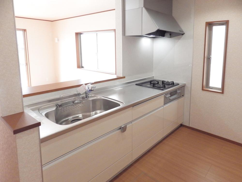 Same specifications photo (kitchen). It is the kitchen of the same specification.