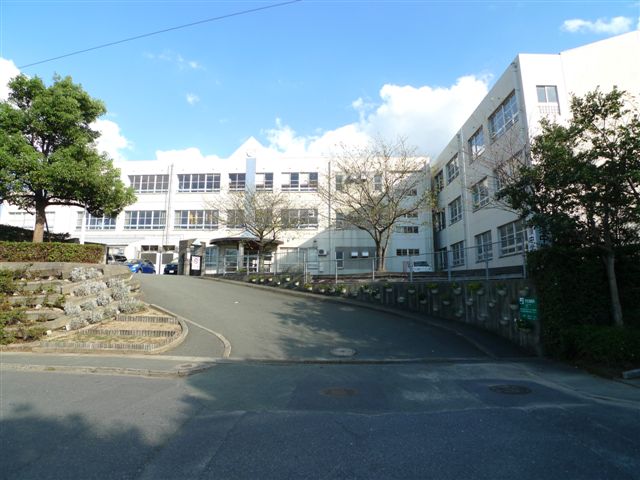 Junior high school. 1190m to Kitakyushu Takasu junior high school (junior high school)