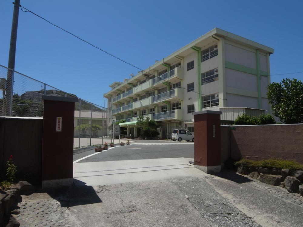 Other local. Pebble elementary school