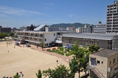 Primary school. Hanao up to elementary school (school district) (Elementary School) 260m
