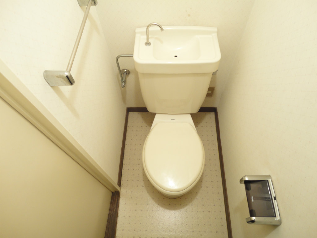 Other room space. Toilet